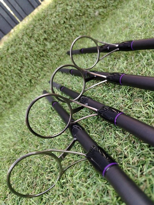 SET 4 Lansete FL FLX10 Carp 3.90 3.75Lbs Model 2023 

Produs NOU cu li