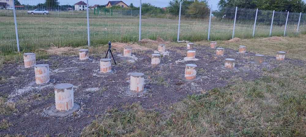 gauri, garduri ,piloni containere cabane lemn,burghiu pamant