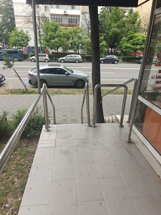 Închiriez spațiu comercial Bdul Alexandu