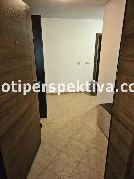 Продава се Тристаен апартамент в Пловдив, Кючук Париж - 78 кв.м за 1602 €/кв.м - Снимка #8