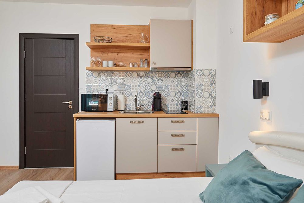 Елегантен многостаен апартамент в топ център на Поморие