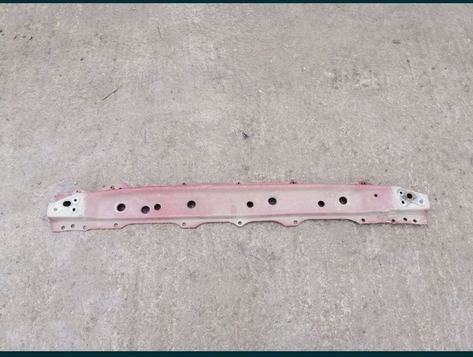 Armatura/Intaritira/Suport/Radiatoar Toyota Yaris