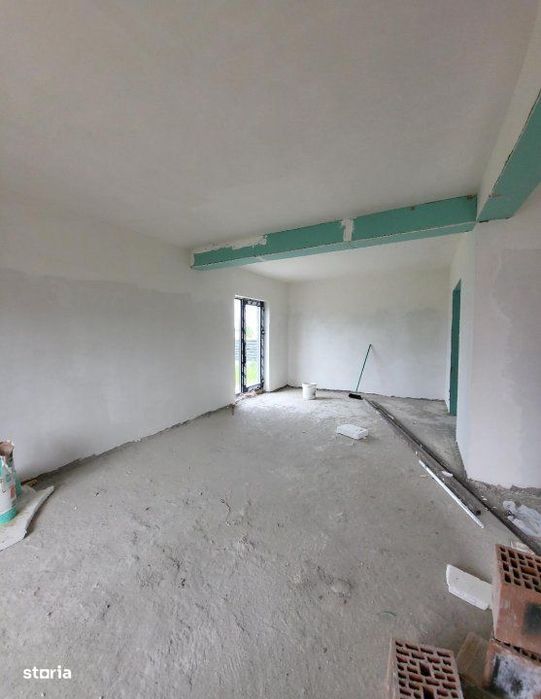 Resedinta moderna Parter+1E+Mansarda-arhitectura echilibrata,confort s