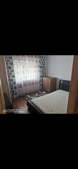 Inchiriez apartament 2 cam