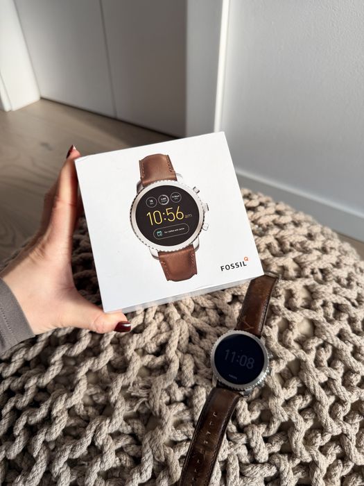 Smartwatch Fossil gen 3 cu curea din piele maro, original