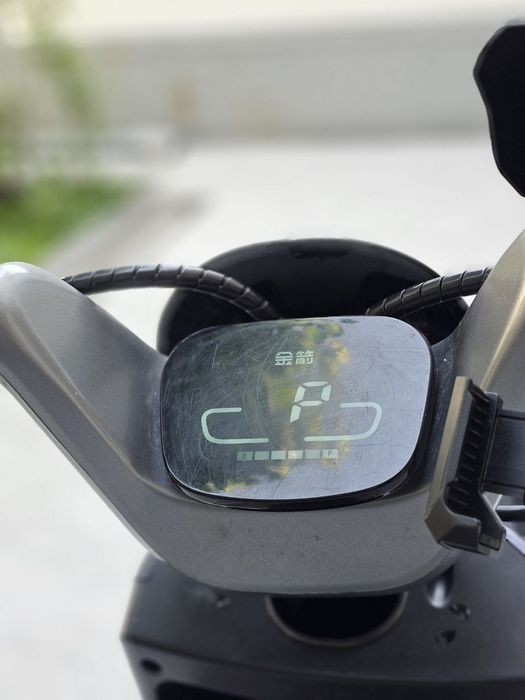 Skuter Li9 arzon narxda