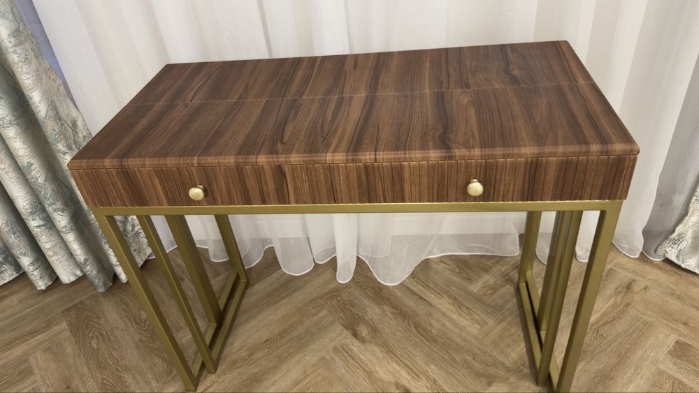 Продам стол раздвижной 3 метра