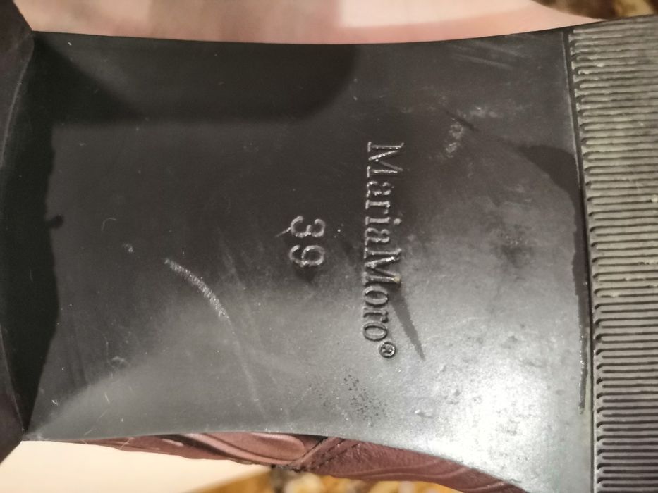 Срочно, срочно сапоги.