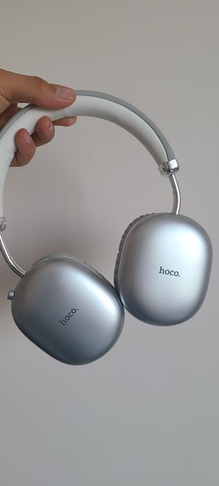 HOCO W35 MAX yangi sotiladi. 90soat yetadi zaryadi. Original.