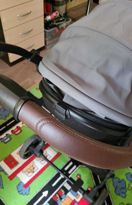 Продам детскую коляску