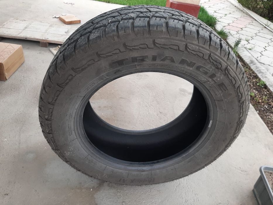 Продам пару шин  р18