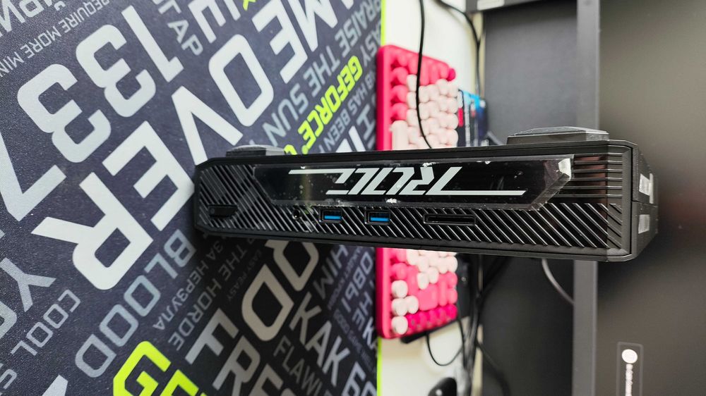 Core Ultra 7-155h/4060/24gb ddr5/512ssd