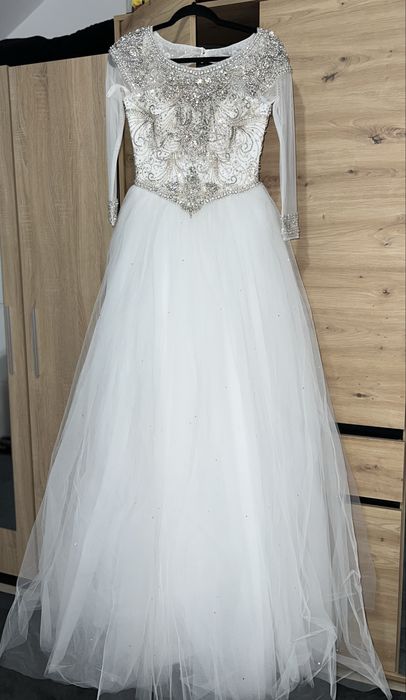 Vand rochie de mireasa