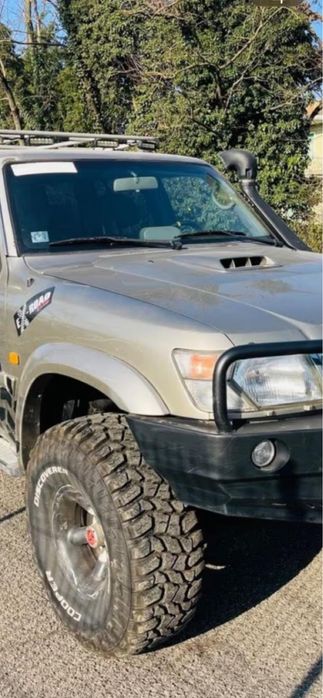Nissan Patrol y61 modificat