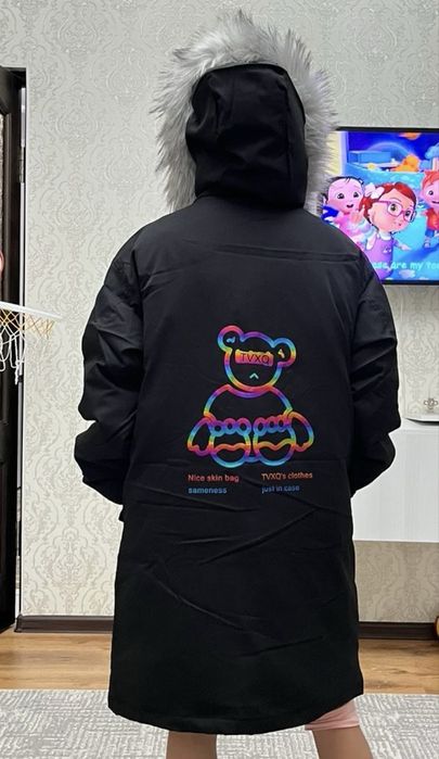 Продам зимний пуховик на девочку