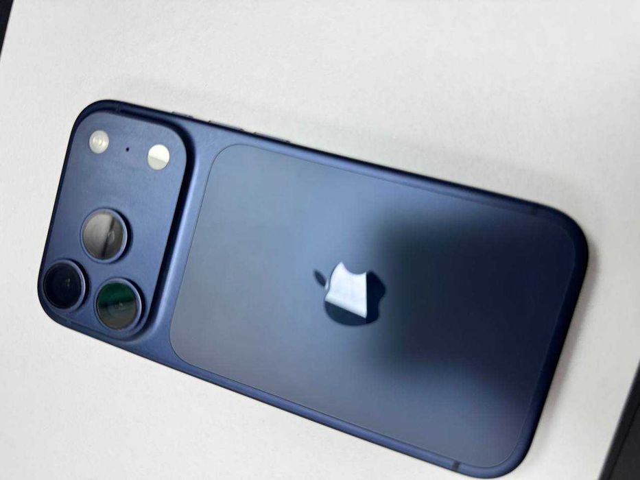 Apple IPhone 17 Pro e-sim / 256 GB (Алматы Толе би 251А н.п 9)12243л20