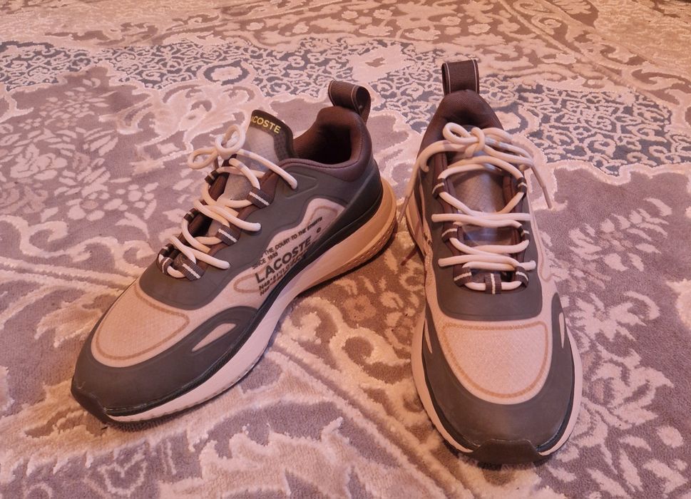 Новые Кроссовки Lacoste, размер 43.