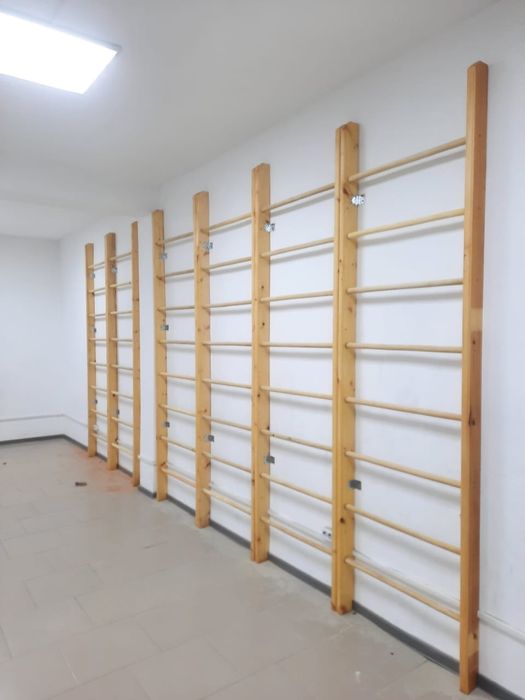 Шведские стенки из дерева