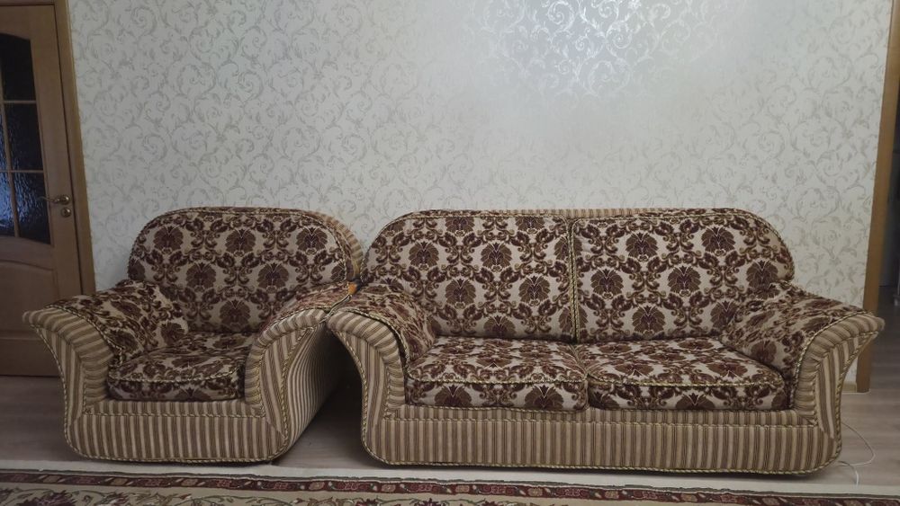 Диван для гостинной