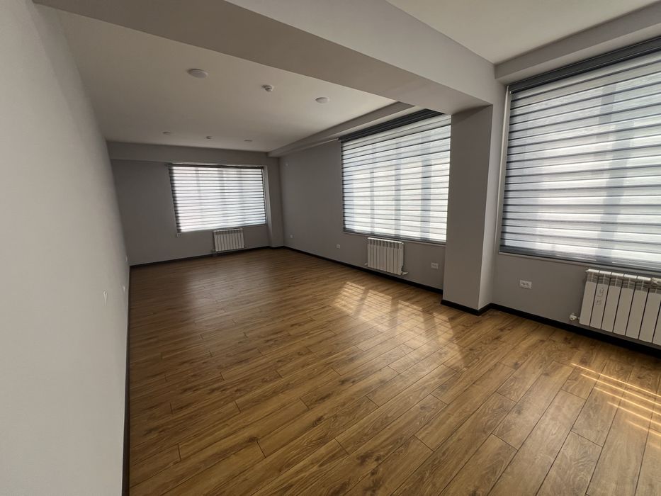 Аренда помещения под ОФИС с новым ремонтом первая линия