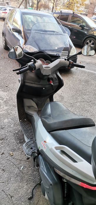 Scuter Malaguti Madison 3