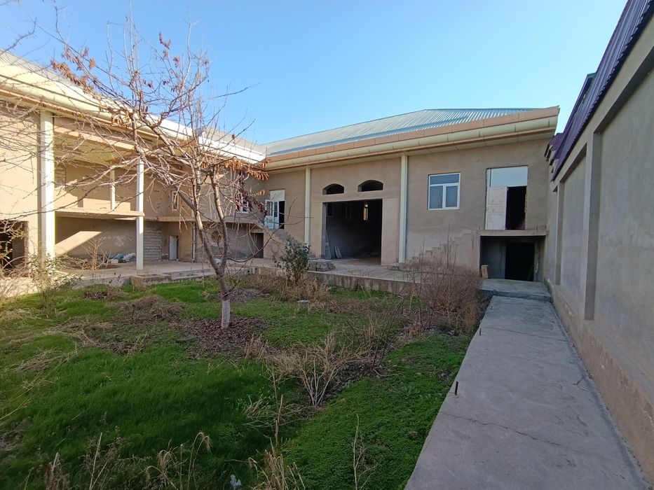 Xovli sotiladi karopka xolatida 6 sotix Aralovuldan