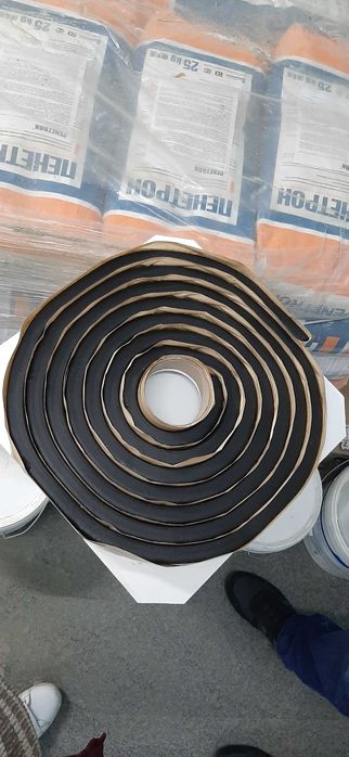 Гидропрокладка Пенебар саморасширяющийся жгут прямоугольного сечения.