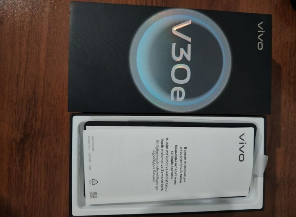 Vivo V30 e 8/256