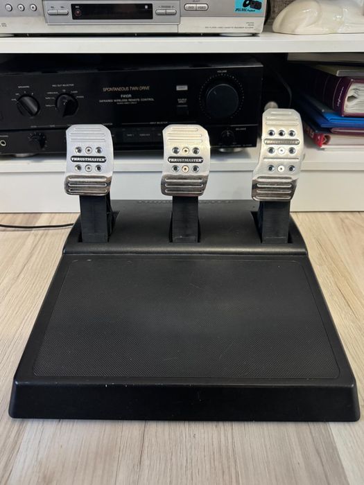 Volan Thrustmaster T150 Pro Playseat schimbator Logitech 3 pedale