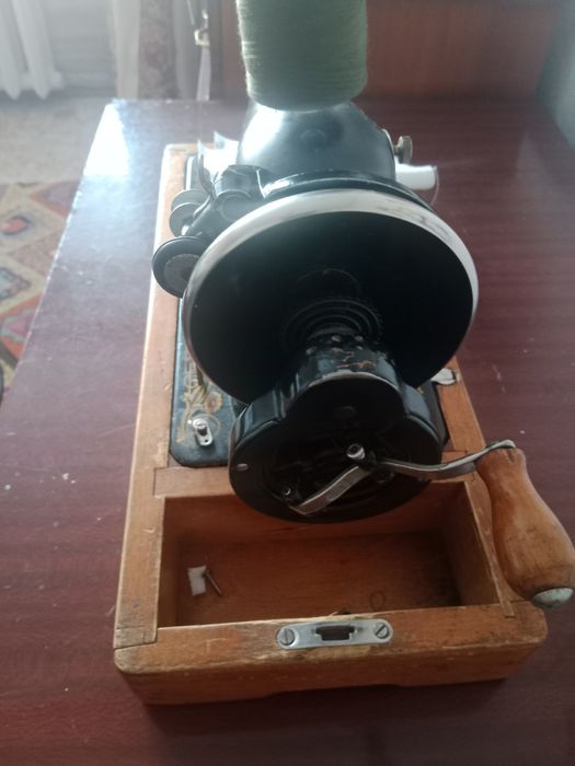 Швейная машина ПМЗ