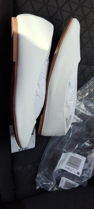 Нови детски обувки МАНГО