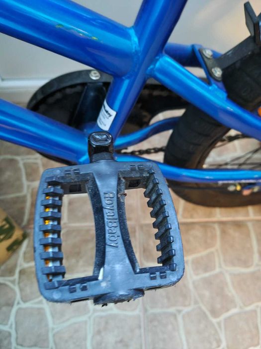 Bicicleta copii cu roti ajutatoare