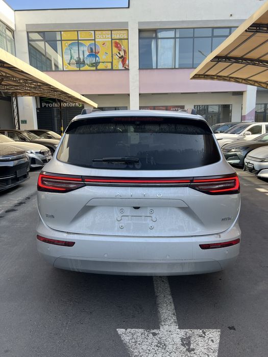 Sotiladi,продаётся Huawei Aito M7,7 orindiqli,7 местный