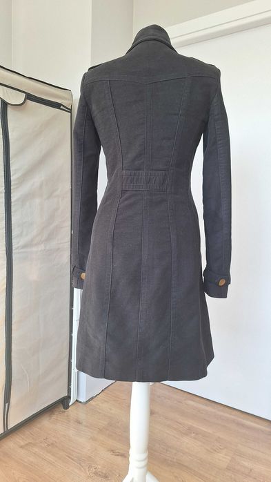 Тренчкот Манго Черен велур