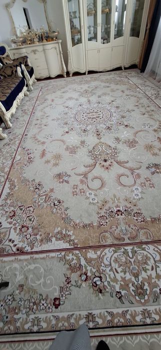 Продам ковры в хорошем состоянии