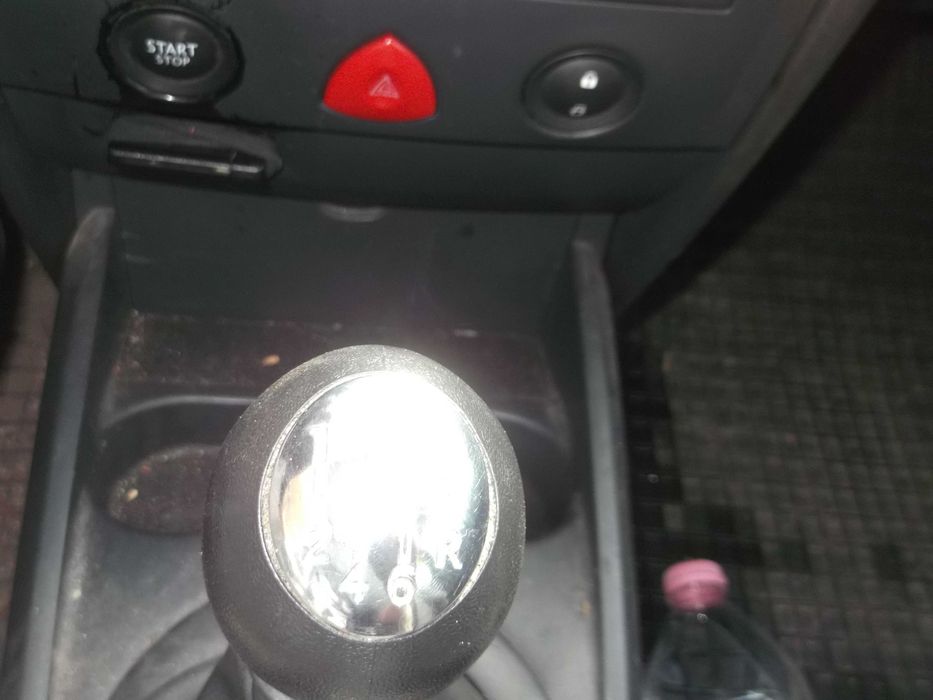 Скоростна кутия  за Рено Меган 2005 год.1.9дци 6 степенна