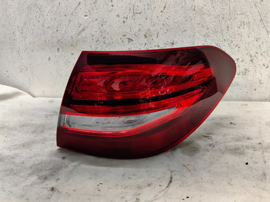 Оригинален стоп Мерцедес Ц205  Mercedes C 205 Led