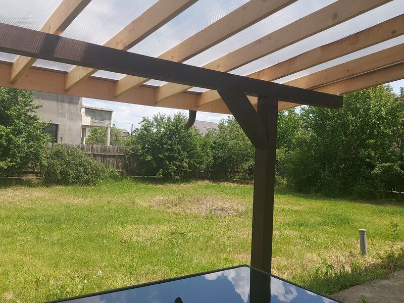 Cornetu vila tip duplex (3 camere+living+ bucatarie+ 2 bai+terasa)