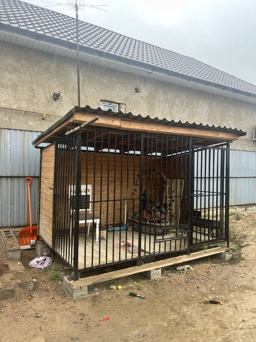 Вольер сатылады размері 2м/3м