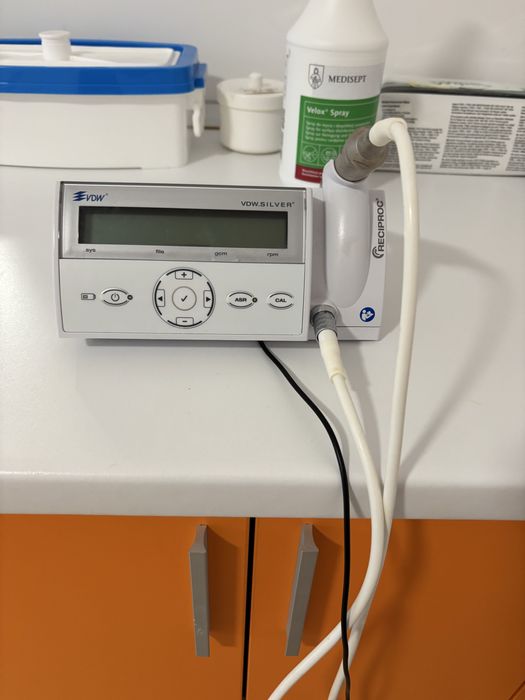 Inchiriez contratura  cabinet stomatologic