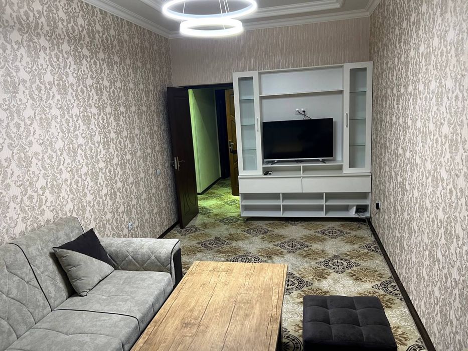 Сдается 2-х комнатная квартира в аренду в центре города