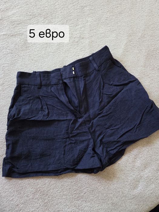 Блузи и къси панталони