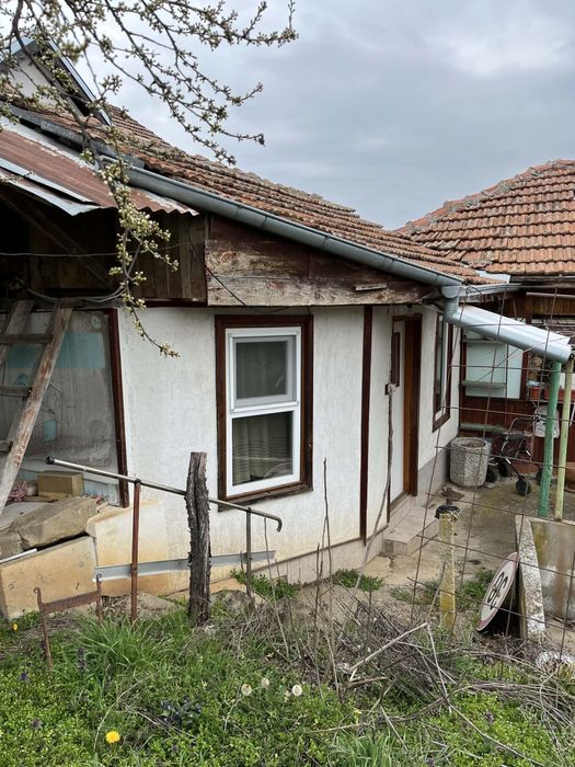 Продава се Къща в с. Присово, Област Велико Търново - 540 кв.м за 90 €/кв.м - Снимка #9