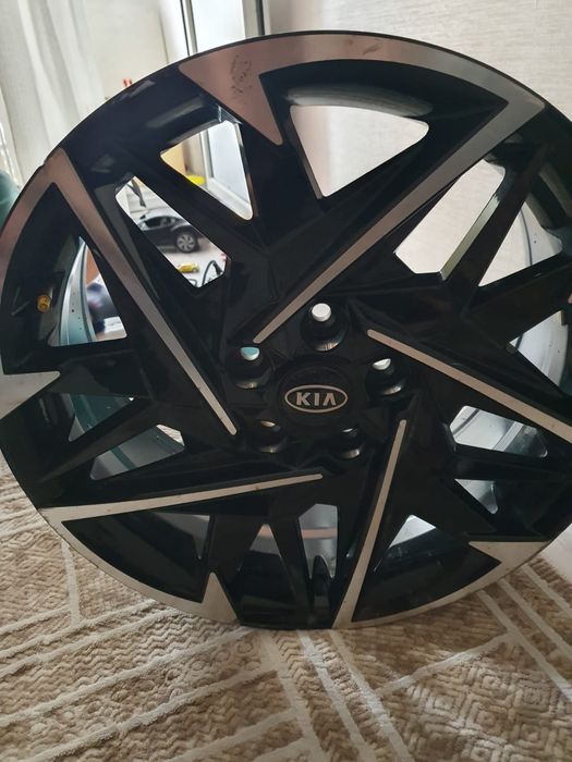 Продам диски оригинал Киа Сорента