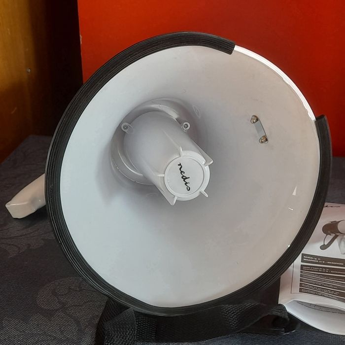 MegaFon sau Portavoce Mare, Nouă!
