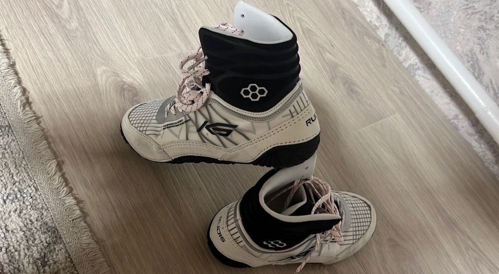 Продам борцовки для вольной борьбы