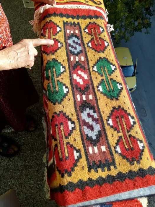 Автентичен чипровски килим - пътека, нов,  модел пиротски