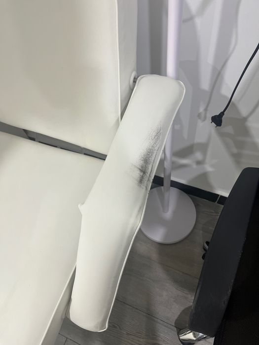 Кушетка косметологоческий