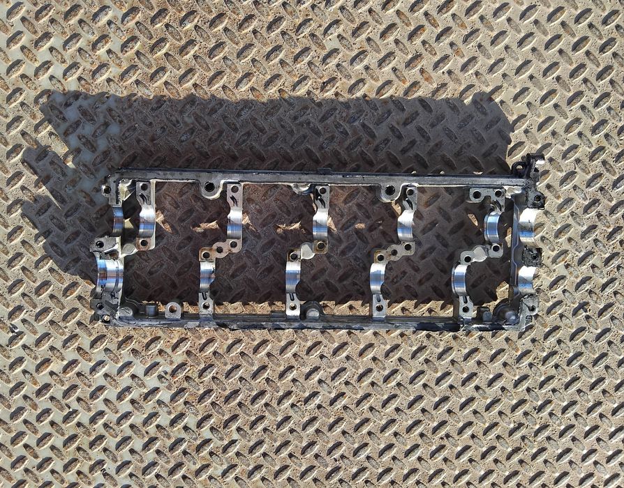 Оригинален капак клапани Тава  за VW 2.0 BiTDI 180 204 к.с. за  Amarokн T5 T6 Passat