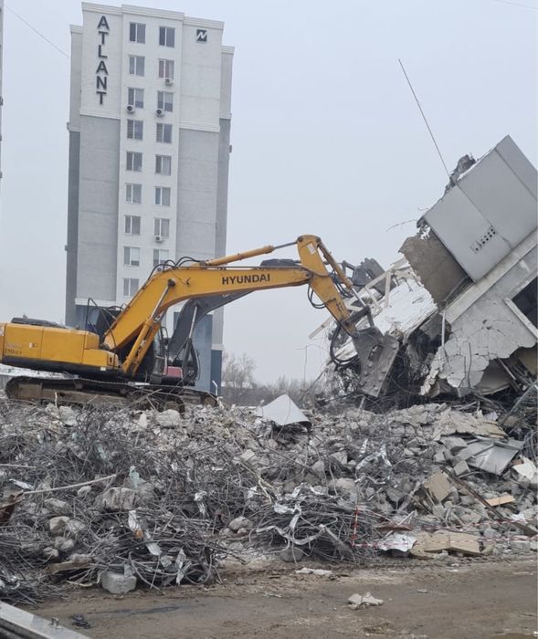 Аренда экскаватора (гидромолот/ковш)